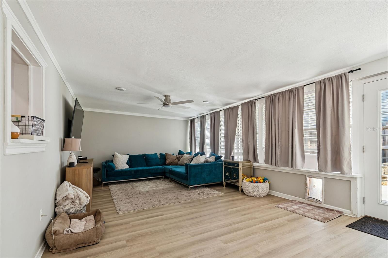 Image 34 of 56 For 2302 Arrawana Avenue