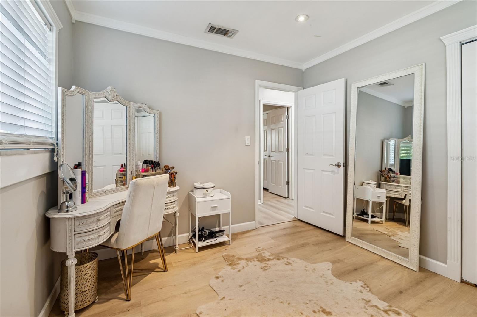 Image 45 of 56 For 2302 Arrawana Avenue