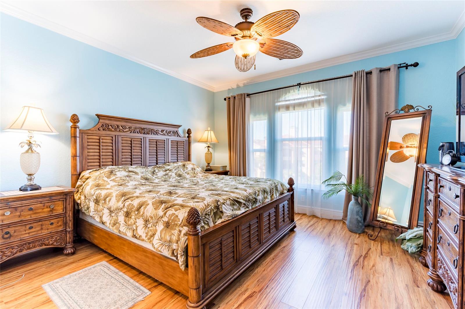 Listing photo id 17 for 2724 Via Murano  639