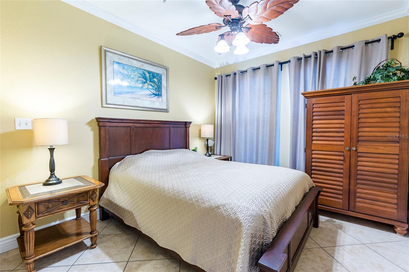 Listing photo id 26 for 2724 Via Murano  639