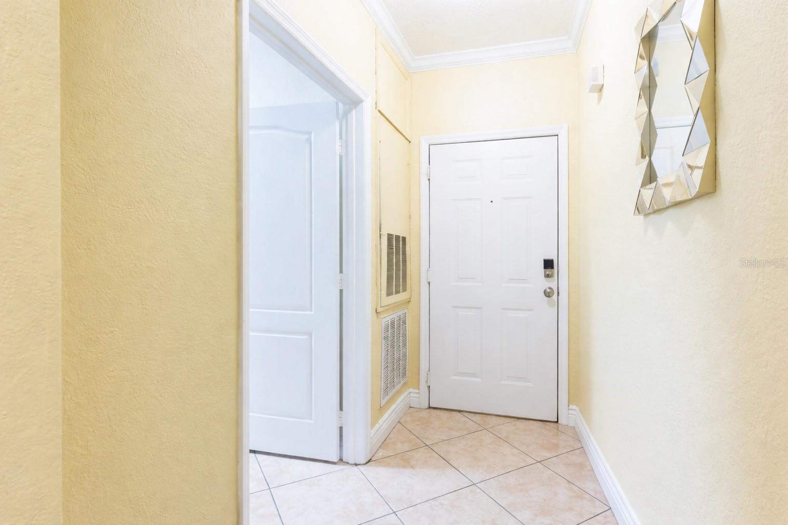 Listing photo id 2 for 2724 Via Murano  639