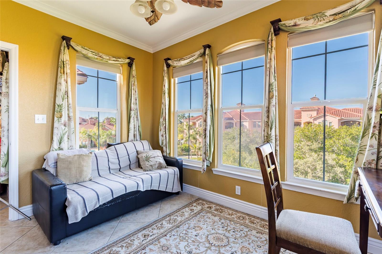 Listing photo id 6 for 2724 Via Murano  639