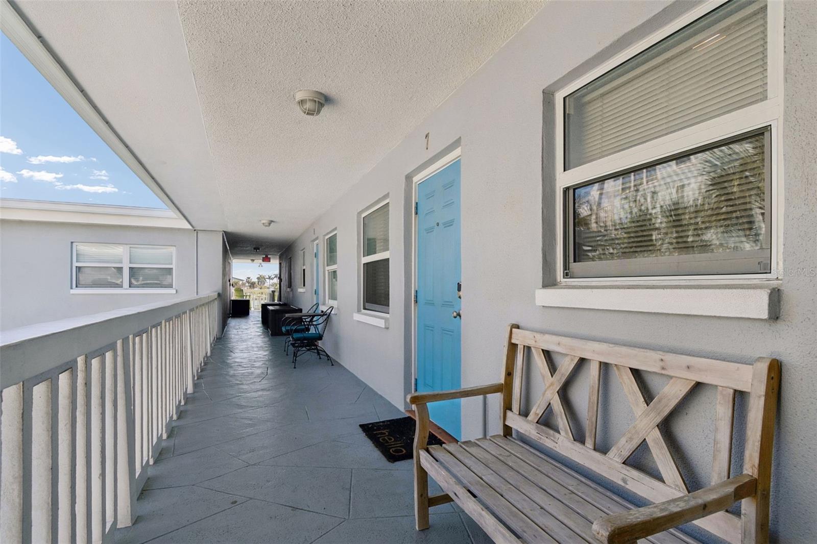 Listing photo id 15 for 245 104th Avenue 7