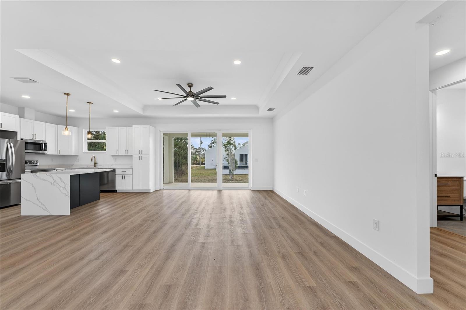 Image 11 of 77 For 14115 Ingraham Boulevard