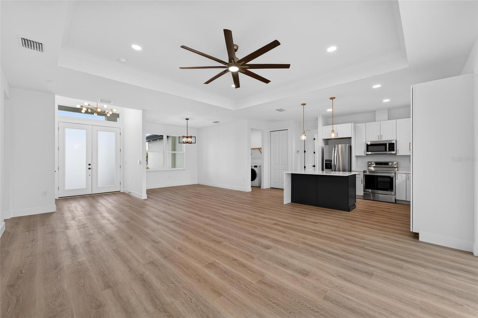 Image 15 of 77 For 14115 Ingraham Boulevard