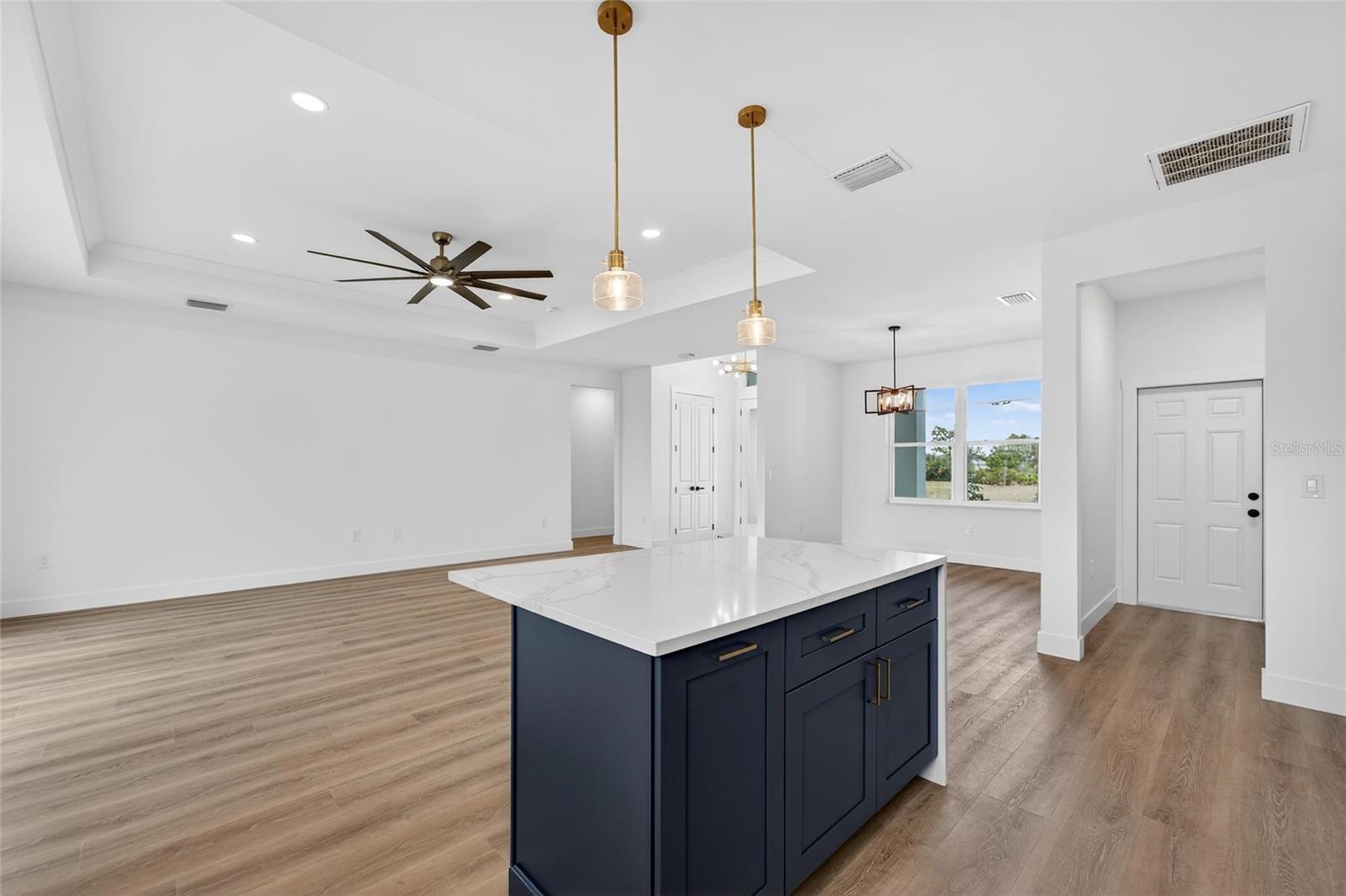 Image 23 of 77 For 14115 Ingraham Boulevard