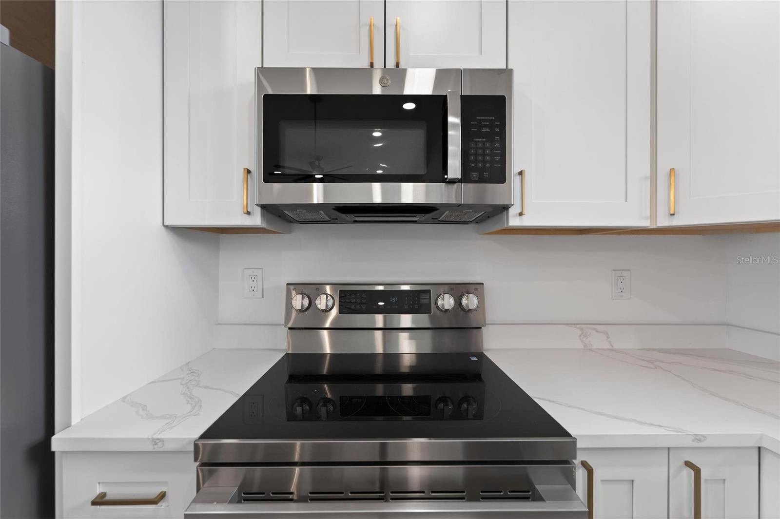 Image 24 of 77 For 14115 Ingraham Boulevard