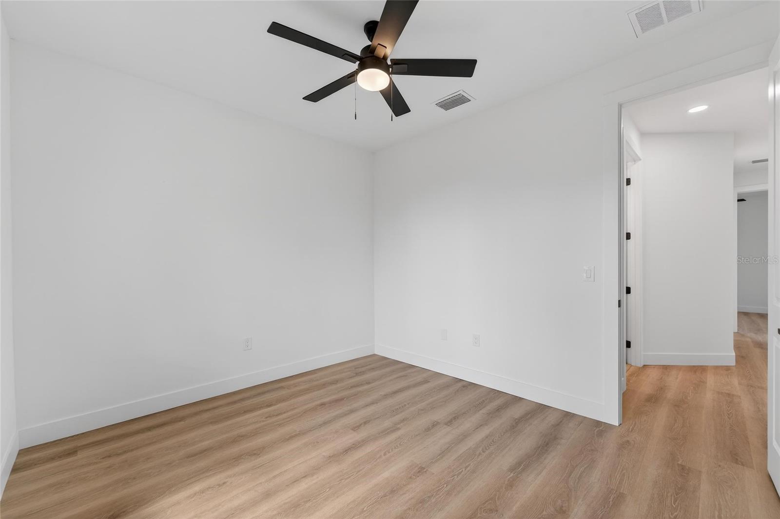 Image 53 of 77 For 14115 Ingraham Boulevard