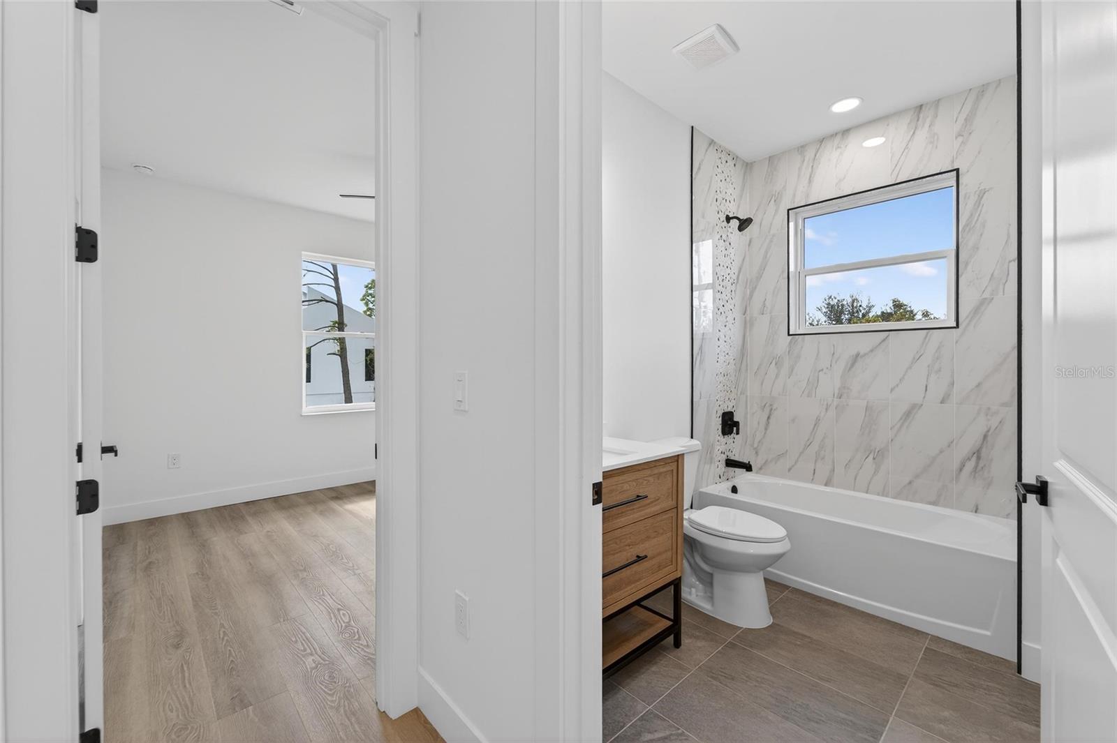 Image 55 of 77 For 14115 Ingraham Boulevard