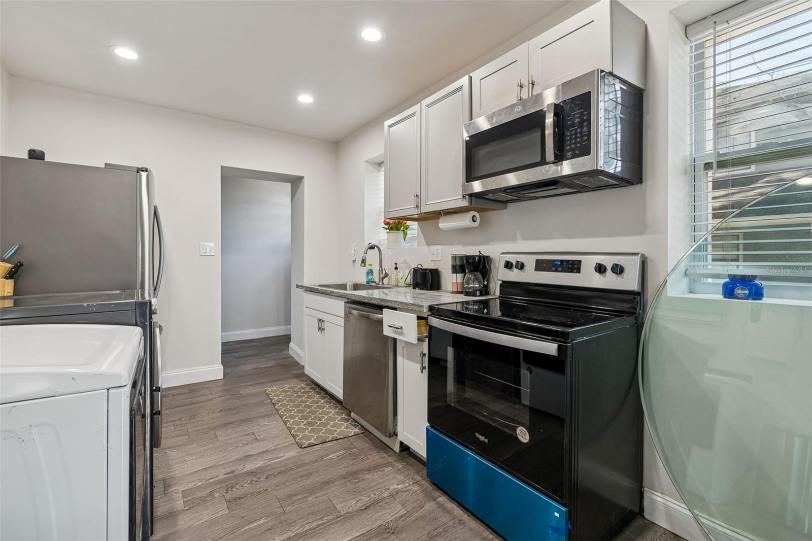 Image 10 of 23 For 1006 26th Avenue