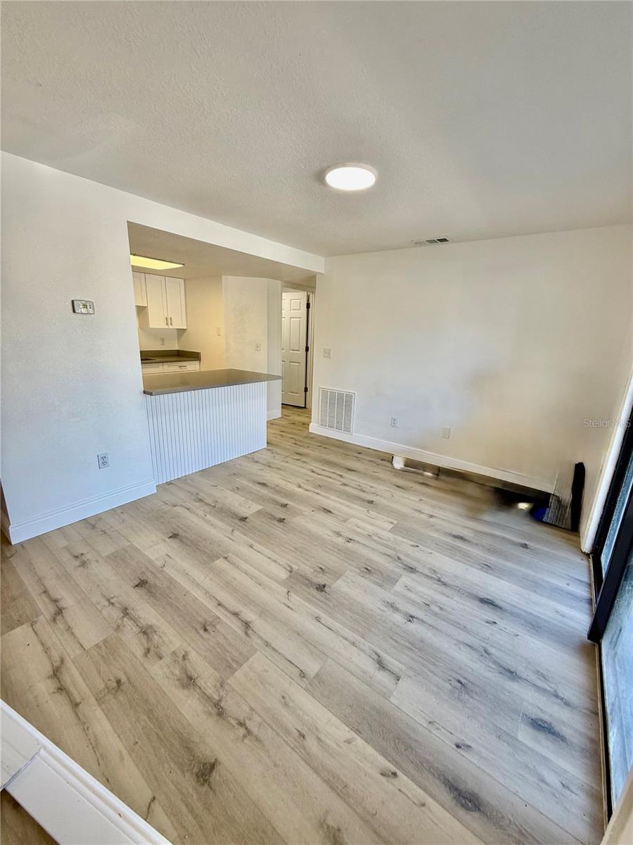 Image 11 of 21 For 133 Sabal Court B