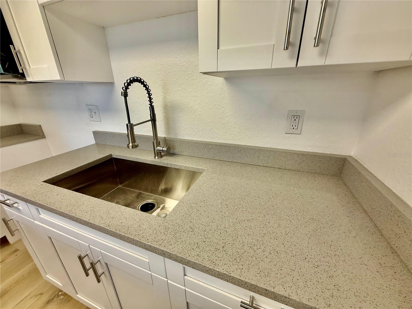 Image 14 of 21 For 133 Sabal Court B