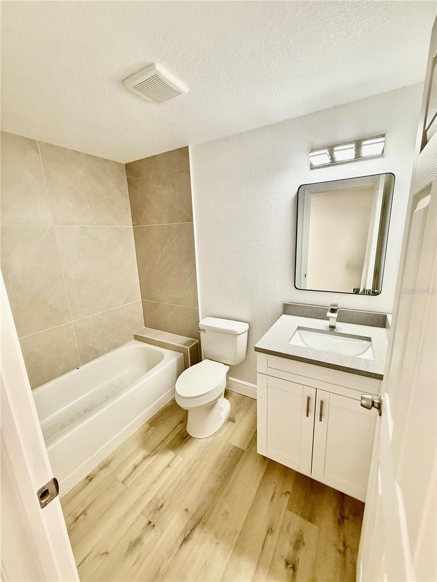 Image 5 of 21 For 133 Sabal Court B