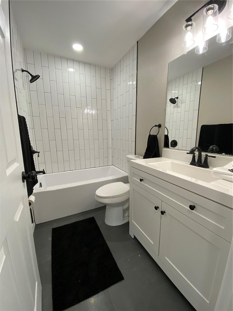 Image 18 of 36 For 12704 Lacey Drive