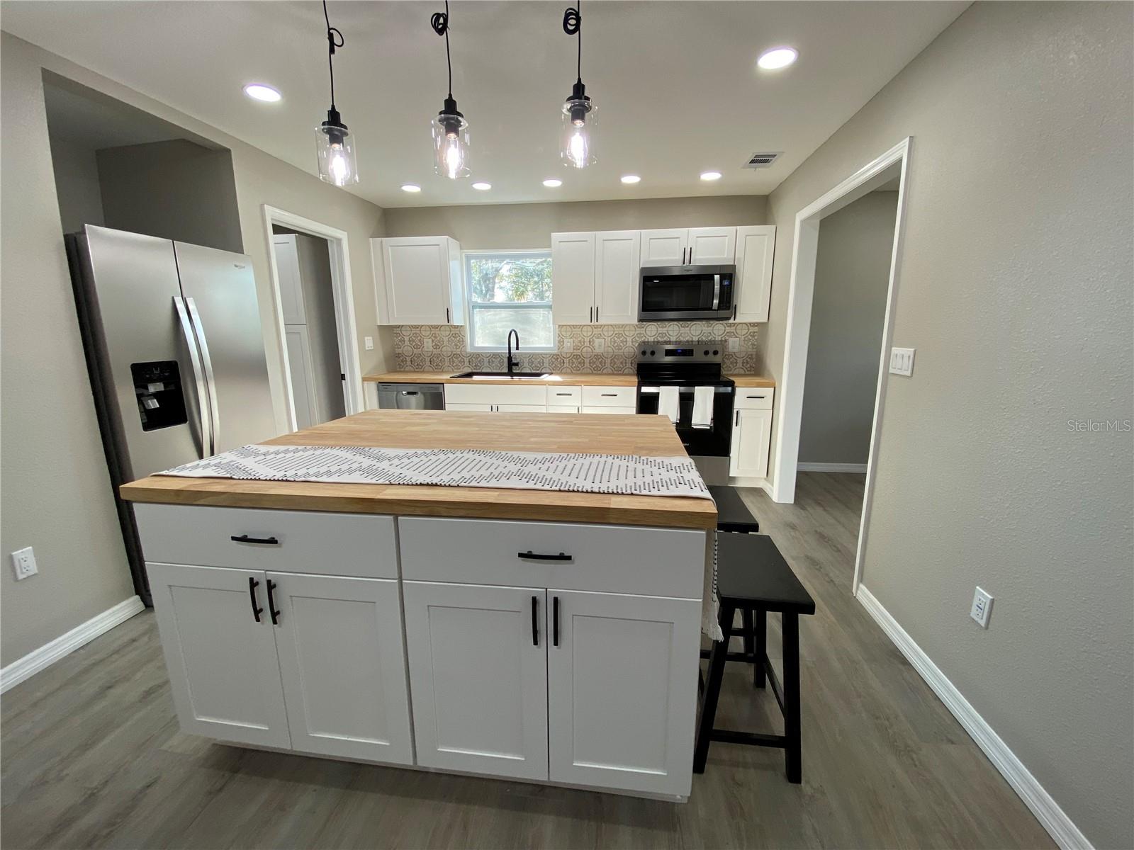 Image 5 of 36 For 12704 Lacey Drive