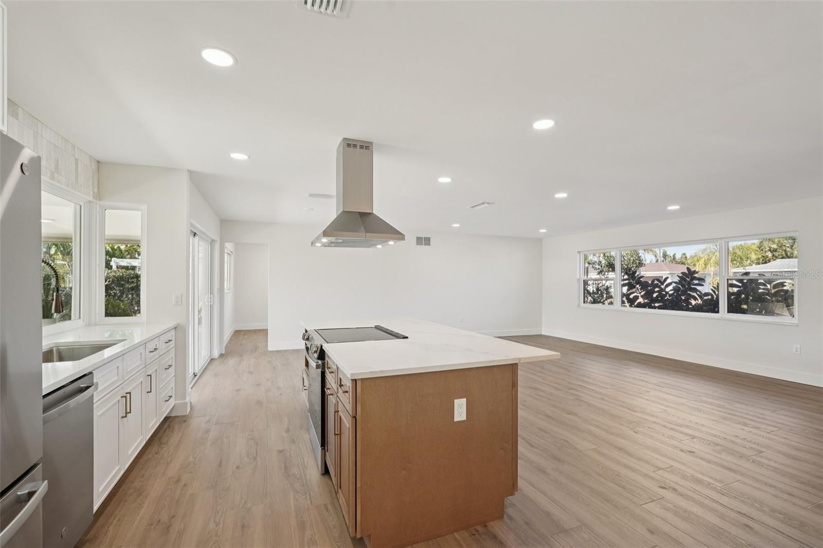 Image 14 of 50 For 6735 Keystone Drive