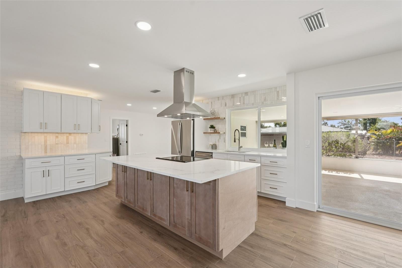 Image 18 of 50 For 6735 Keystone Drive