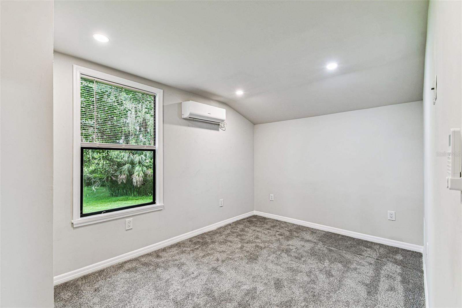 Image 29 of 47 For 1006 26th Avenue