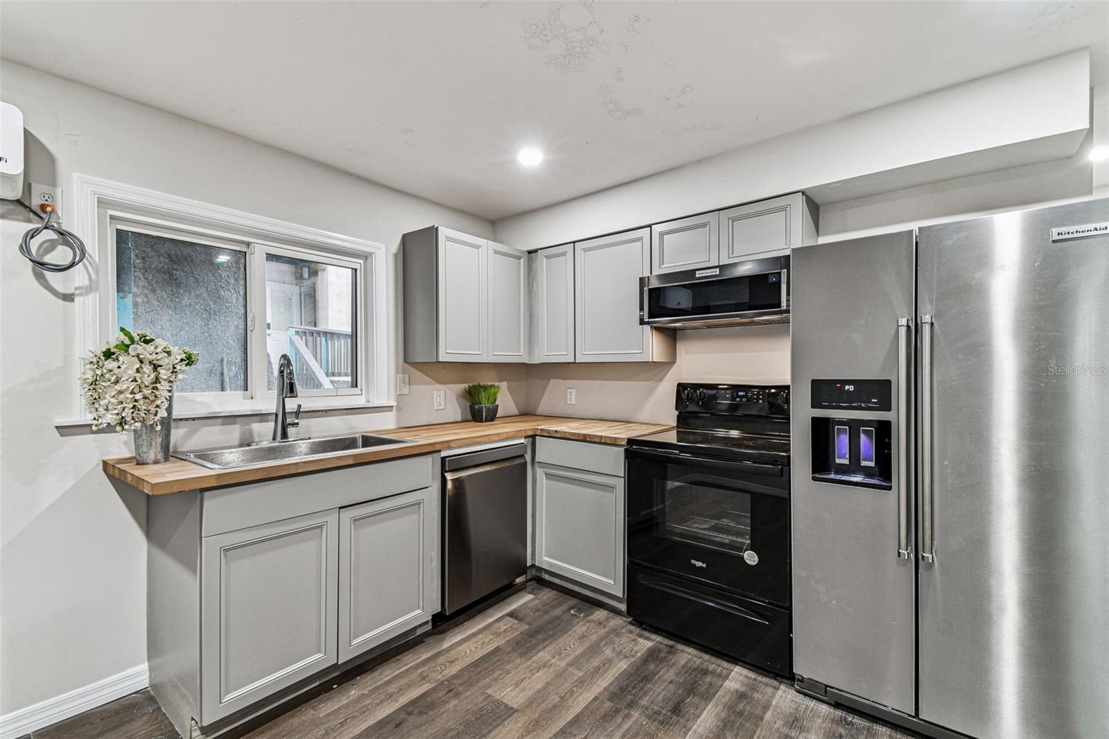 Image 36 of 47 For 1006 26th Avenue