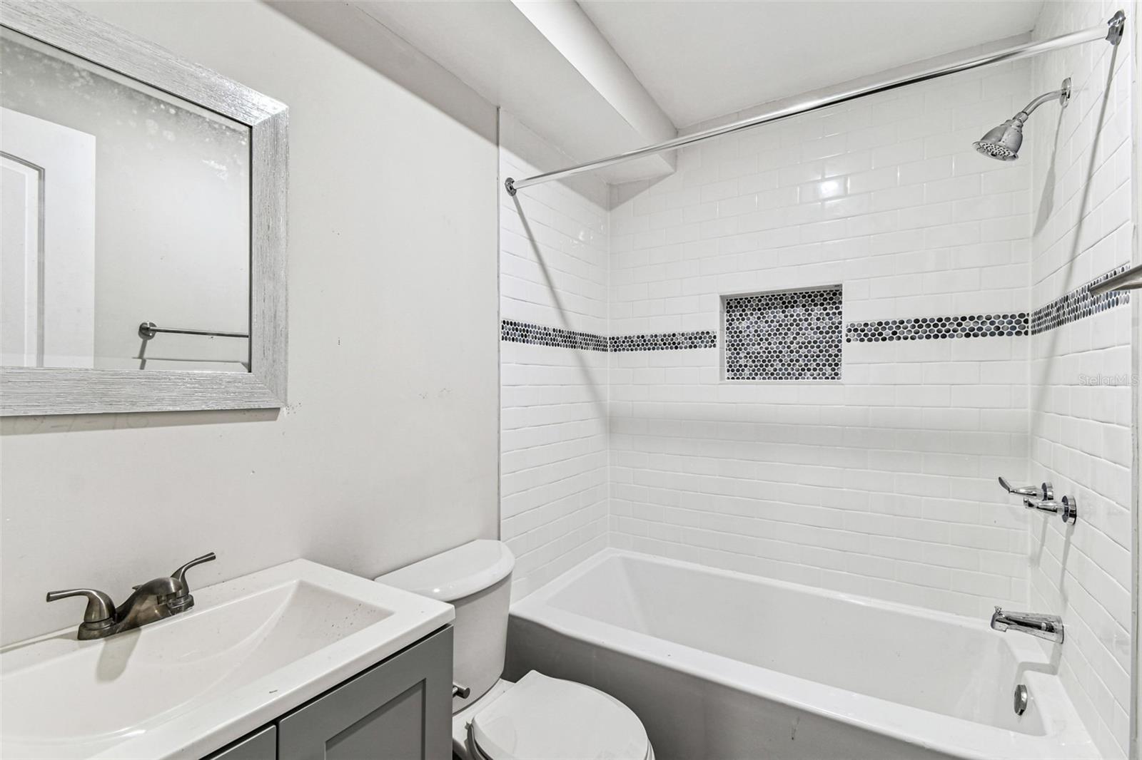 Image 42 of 47 For 1006 26th Avenue