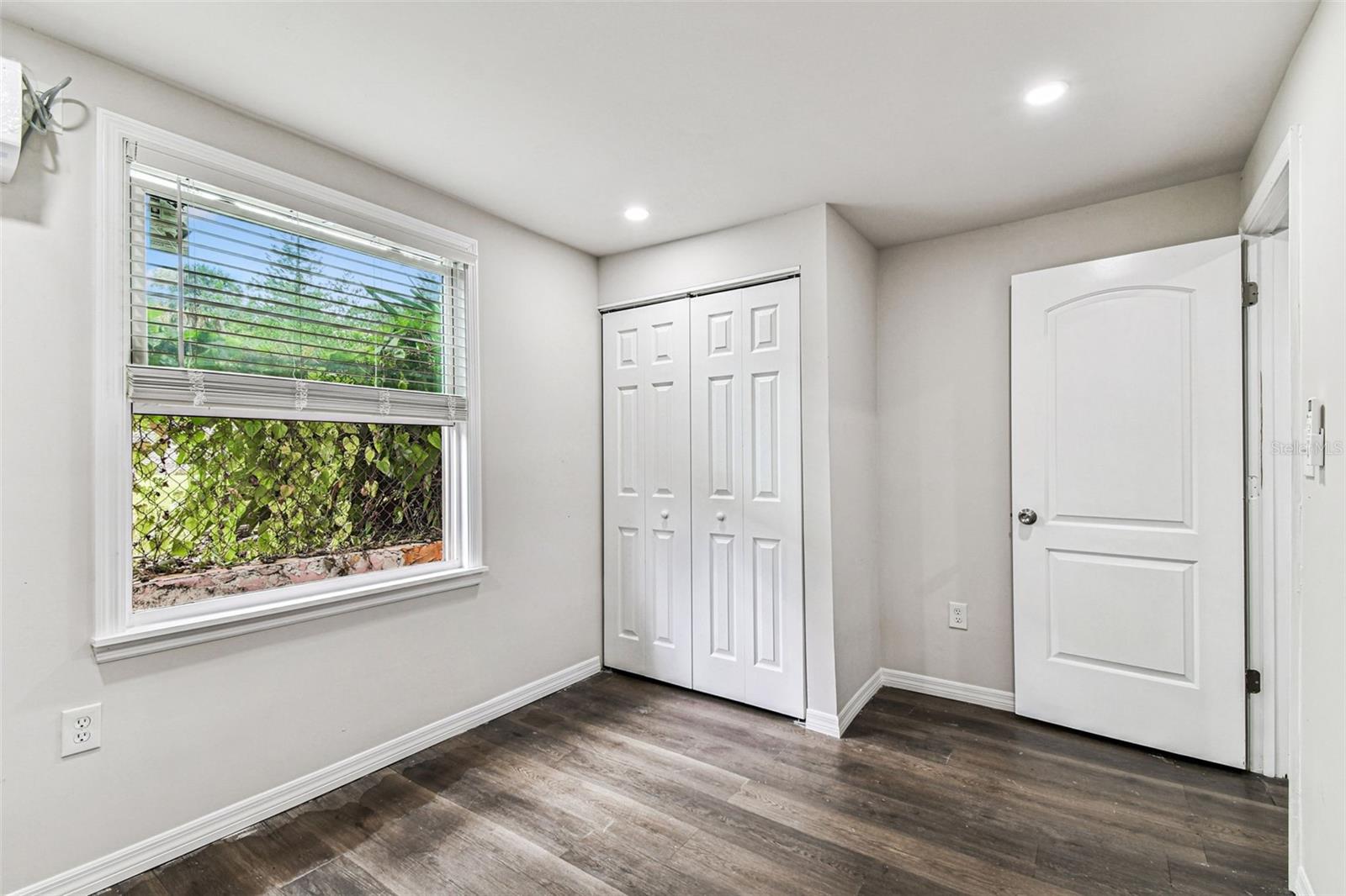 Image 46 of 47 For 1006 26th Avenue