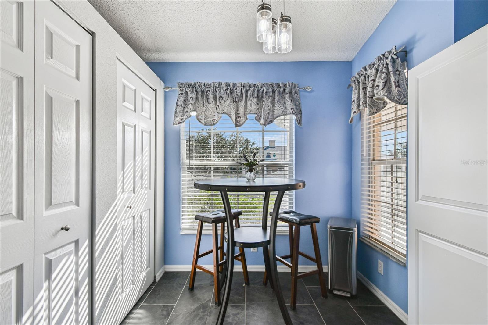 Image 13 of 47 For 4210 Caddie Drive E 202