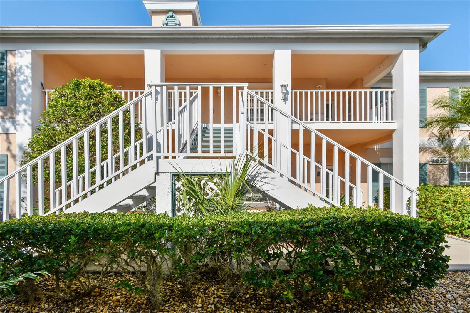 Image 3 of 47 For 4210 Caddie Drive E 202