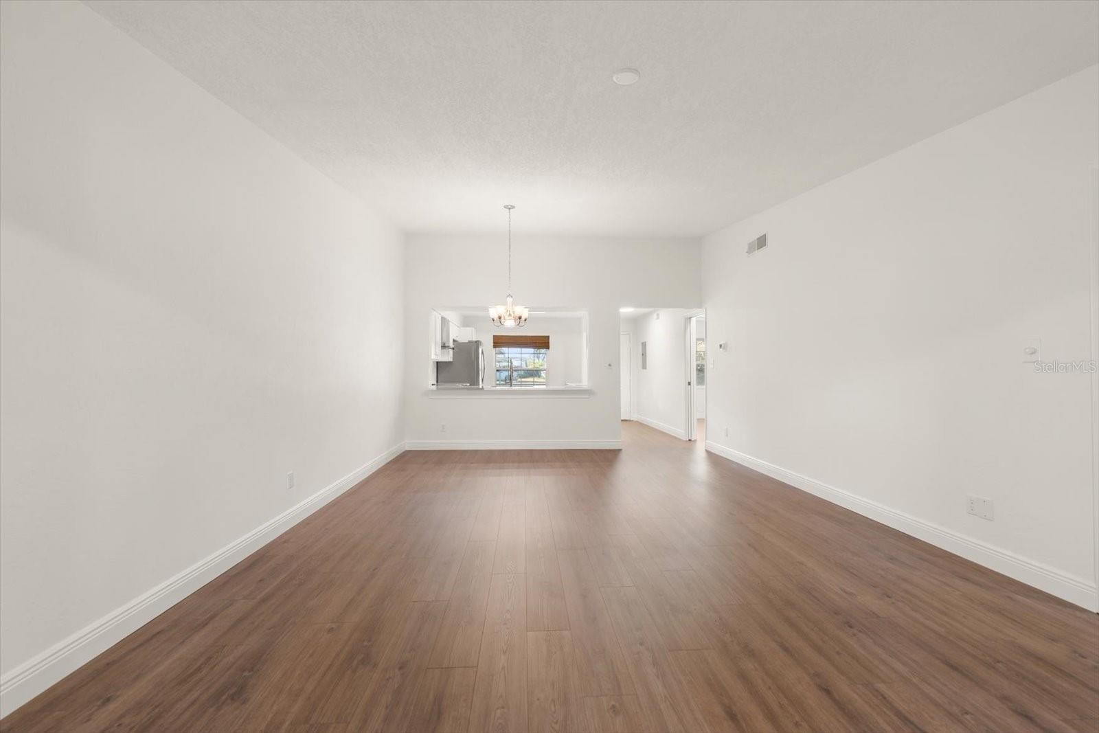 Image 17 of 31 For 1535 Nursery Road 106