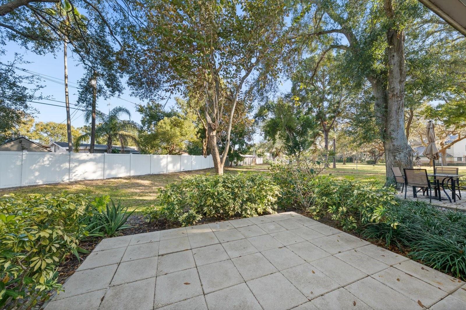 Image 27 of 31 For 1535 Nursery Road 106