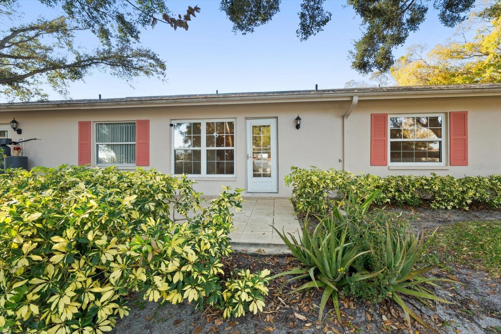 Image 28 of 31 For 1535 Nursery Road 106