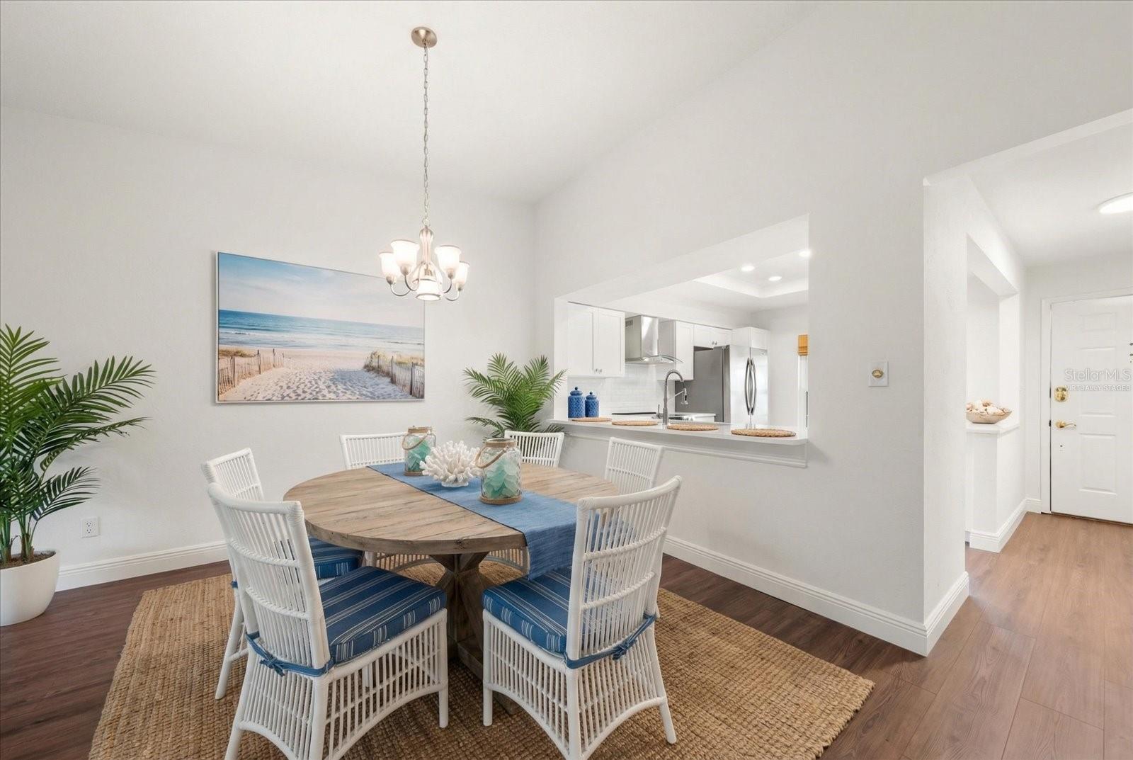 Image 4 of 31 For 1535 Nursery Road 106