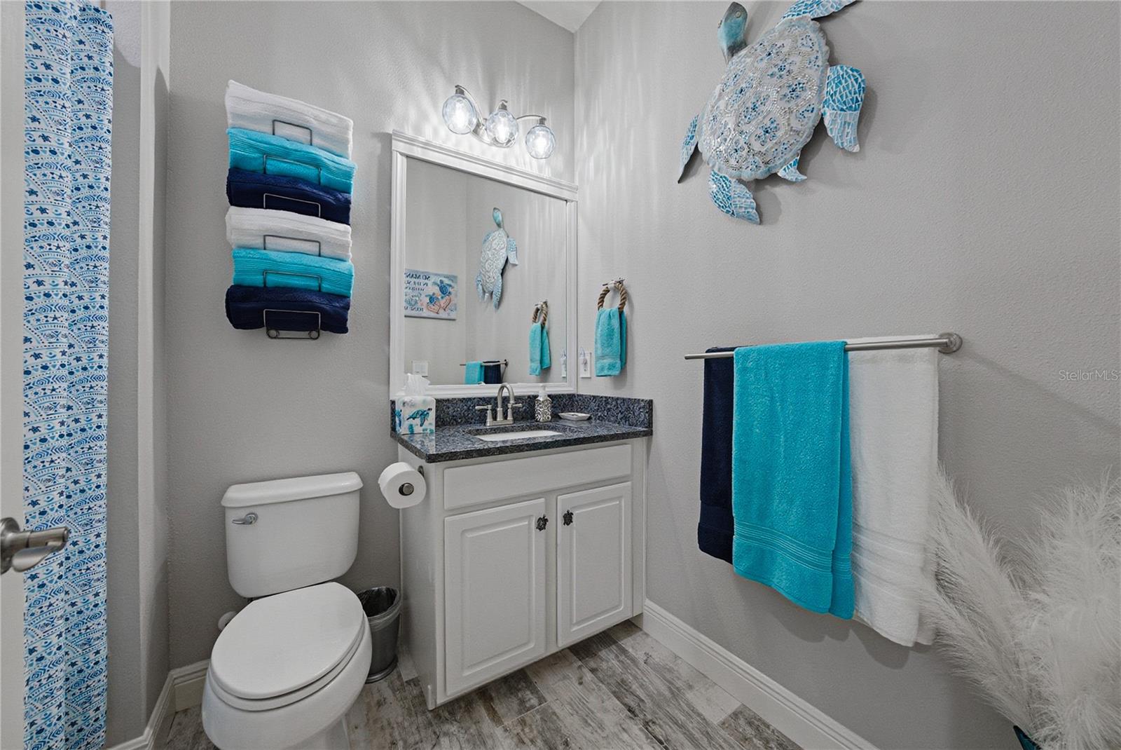 Image 20 of 92 For 6916 Ebb Tide Avenue