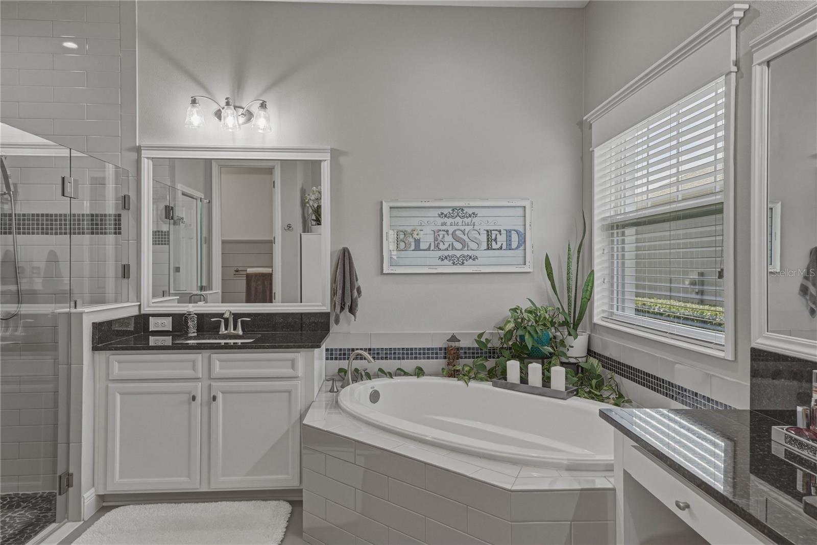 Image 25 of 92 For 6916 Ebb Tide Avenue