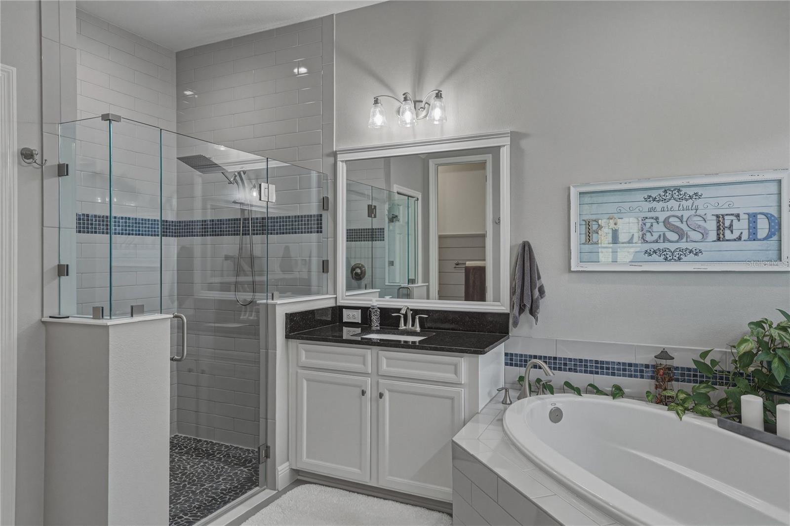 Image 27 of 92 For 6916 Ebb Tide Avenue