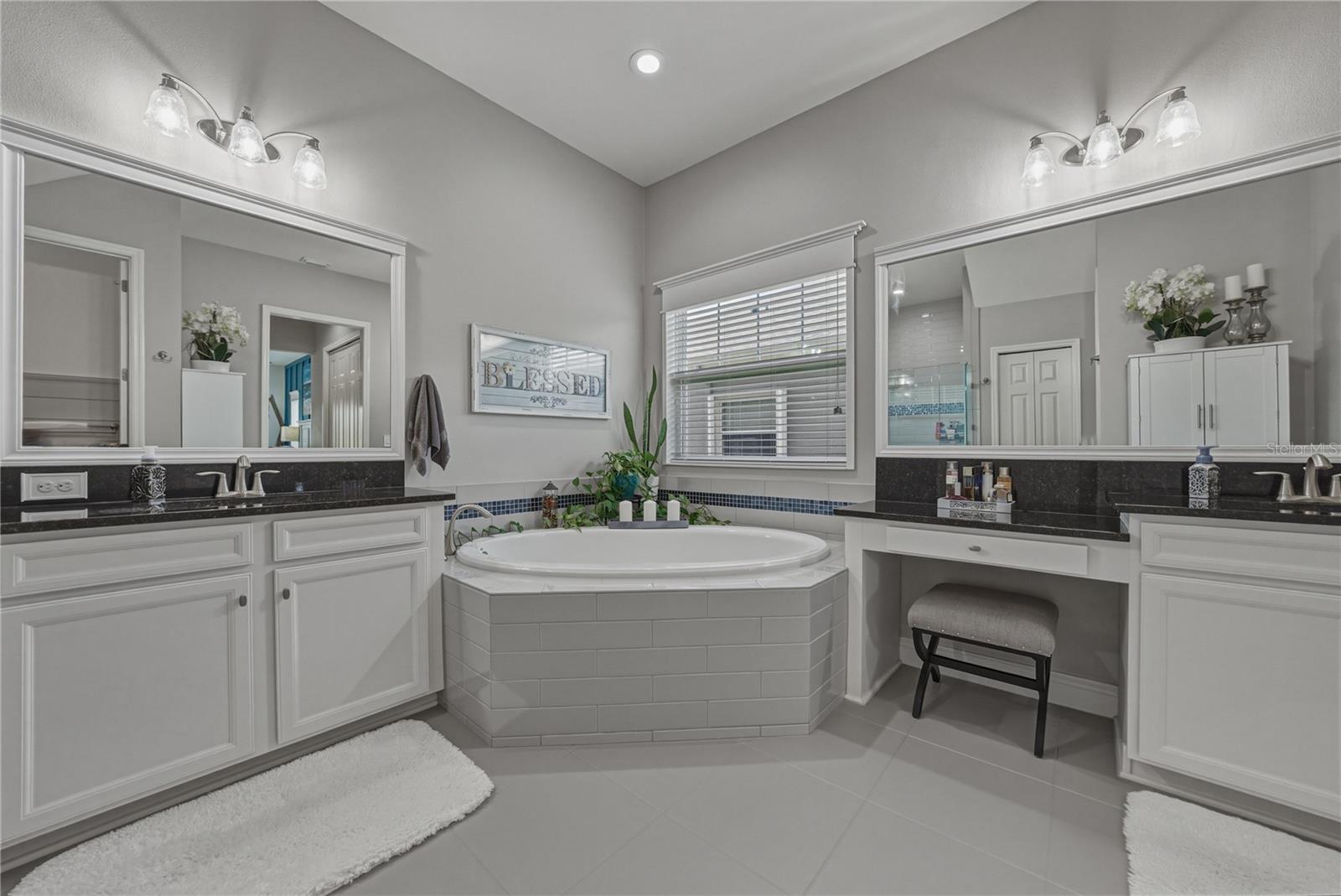 Image 28 of 92 For 6916 Ebb Tide Avenue