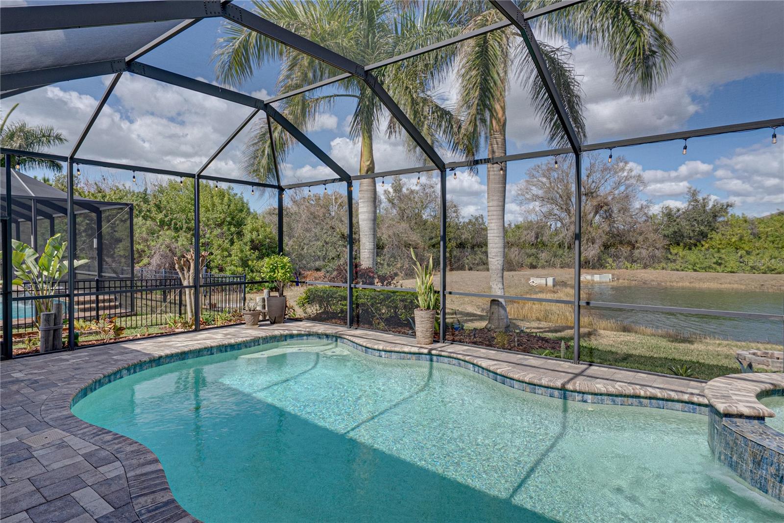 Image 65 of 92 For 6916 Ebb Tide Avenue