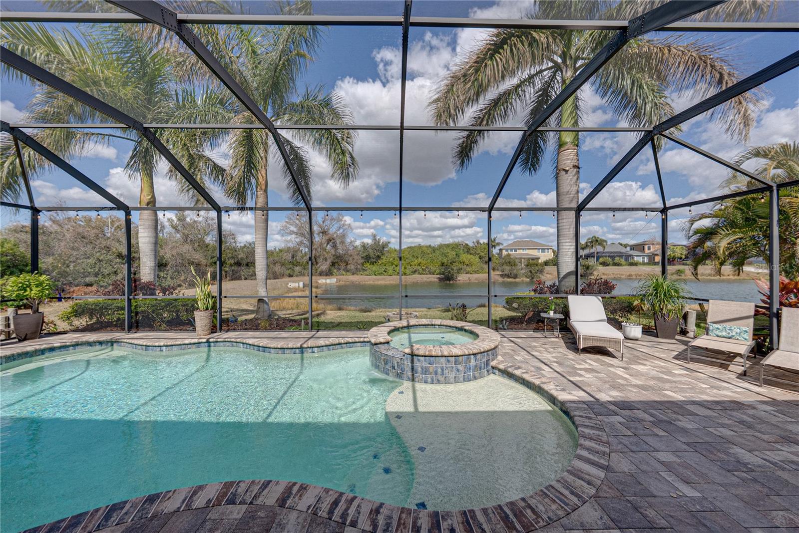 Image 68 of 92 For 6916 Ebb Tide Avenue