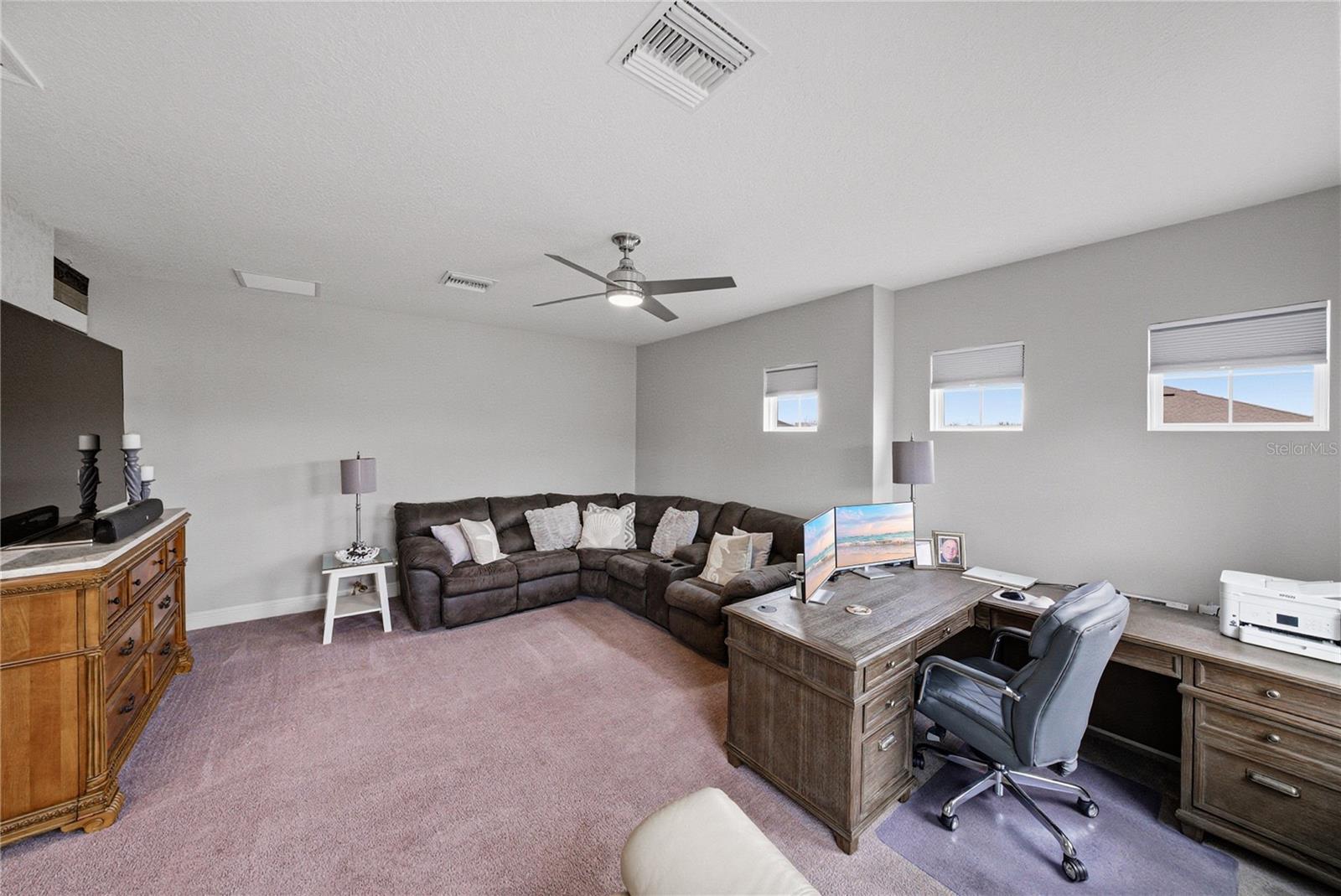 Image 73 of 92 For 6916 Ebb Tide Avenue