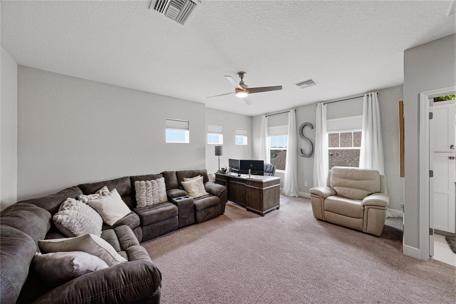 Image 75 of 92 For 6916 Ebb Tide Avenue