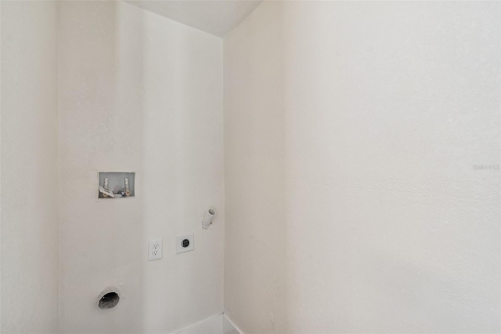 Image 21 of 26 For 9412 Brooks Street