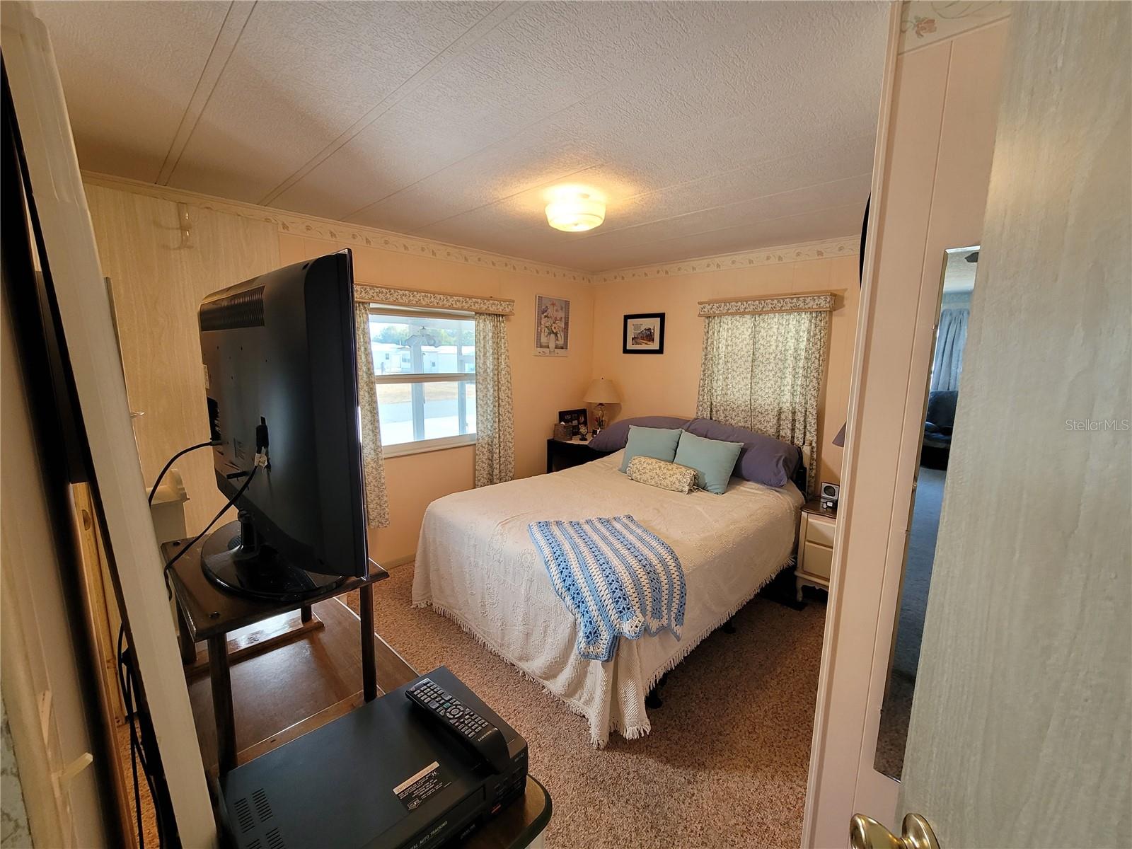 Image 14 of 56 For 39438 Rockford Avenue