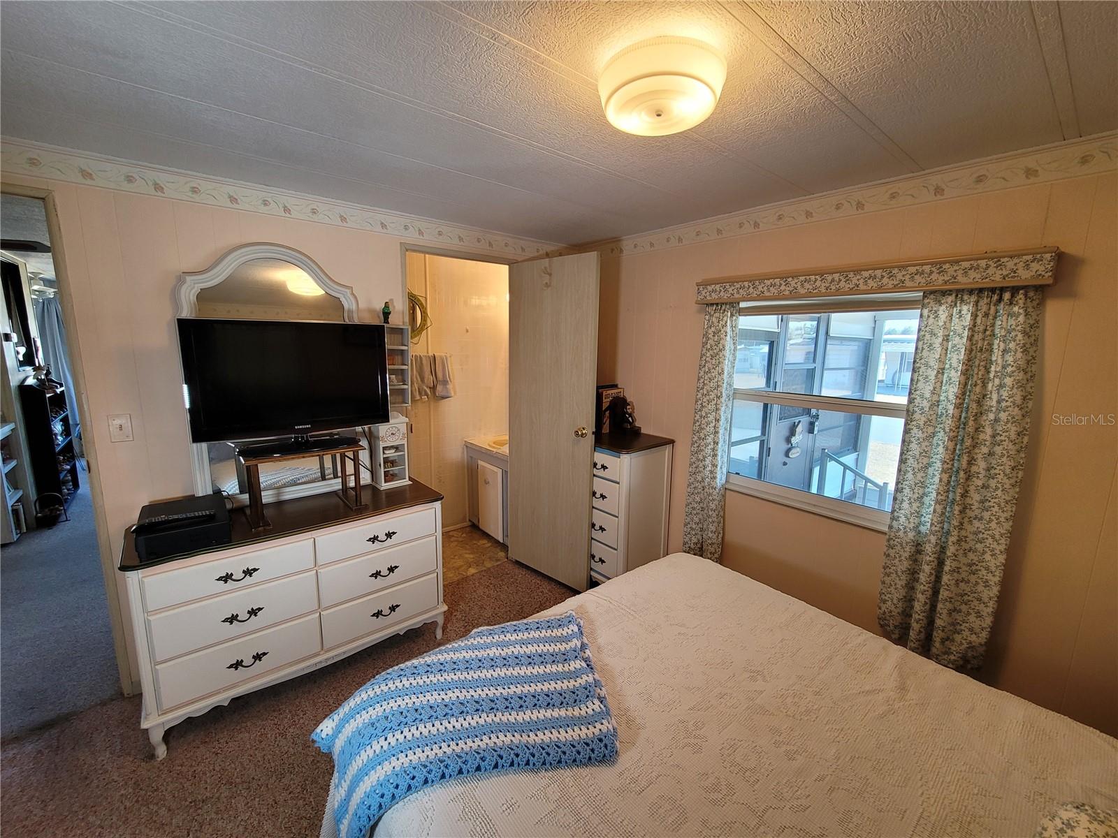 Image 16 of 56 For 39438 Rockford Avenue