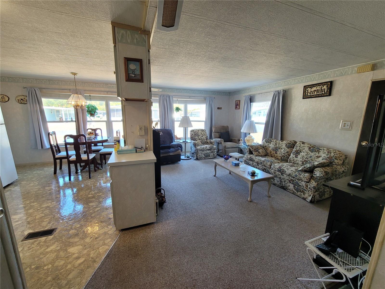 Image 21 of 56 For 39438 Rockford Avenue