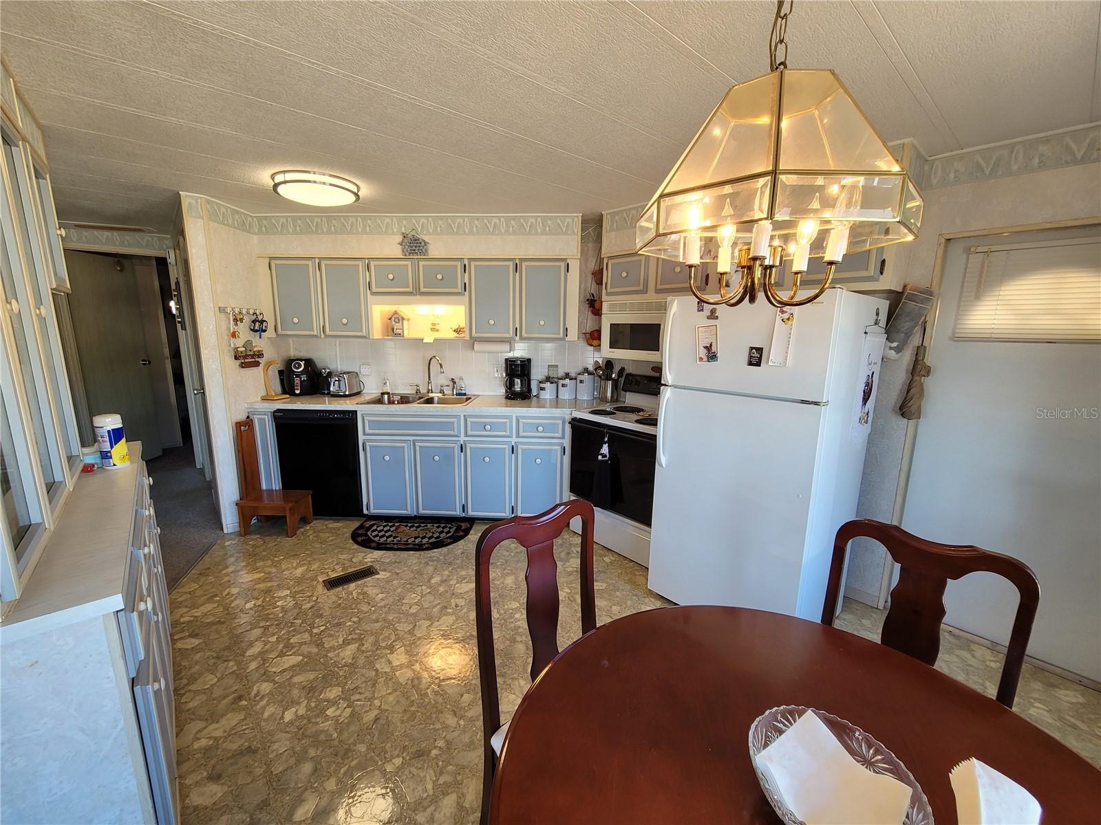 Image 24 of 56 For 39438 Rockford Avenue