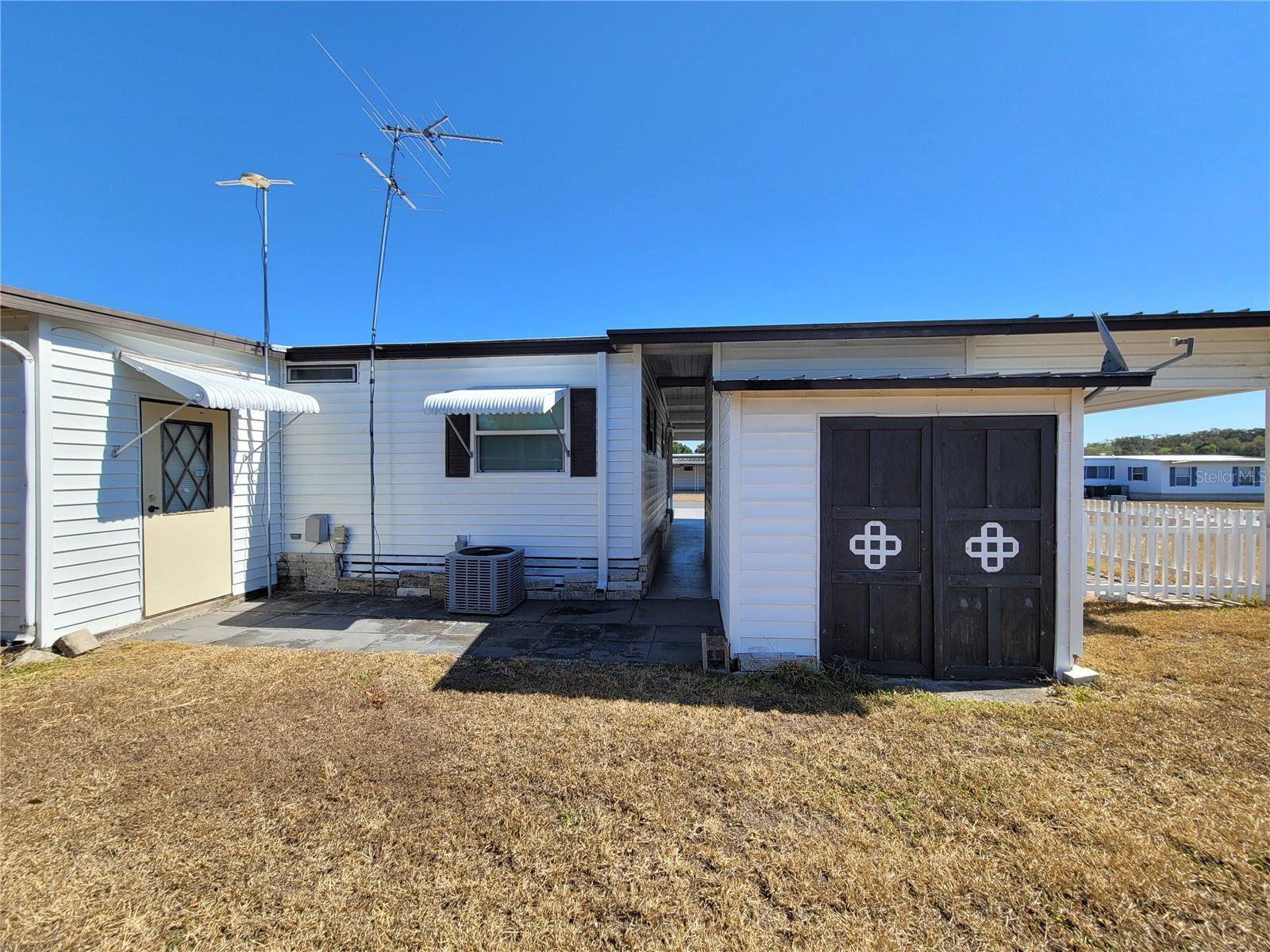 Image 38 of 56 For 39438 Rockford Avenue