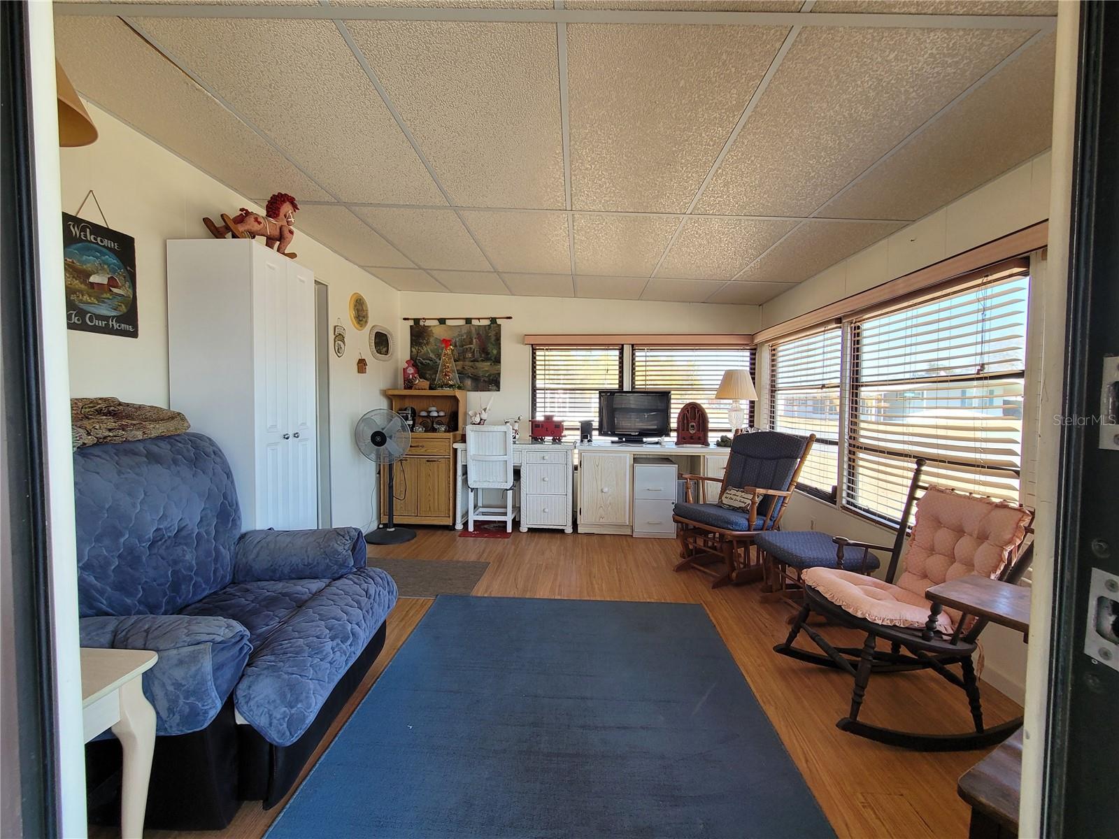 Image 6 of 56 For 39438 Rockford Avenue