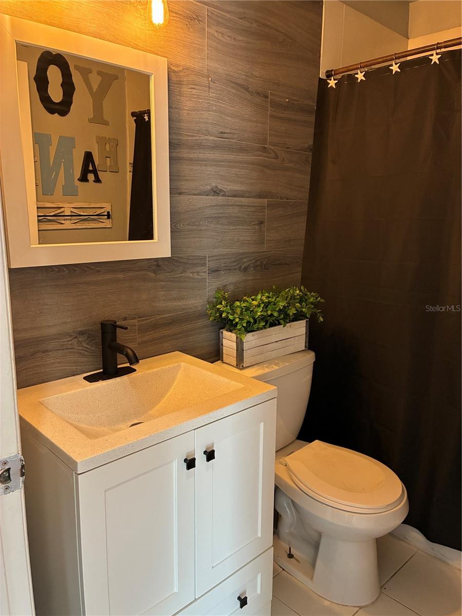 Image 12 of 34 For 5841 Dorham Place