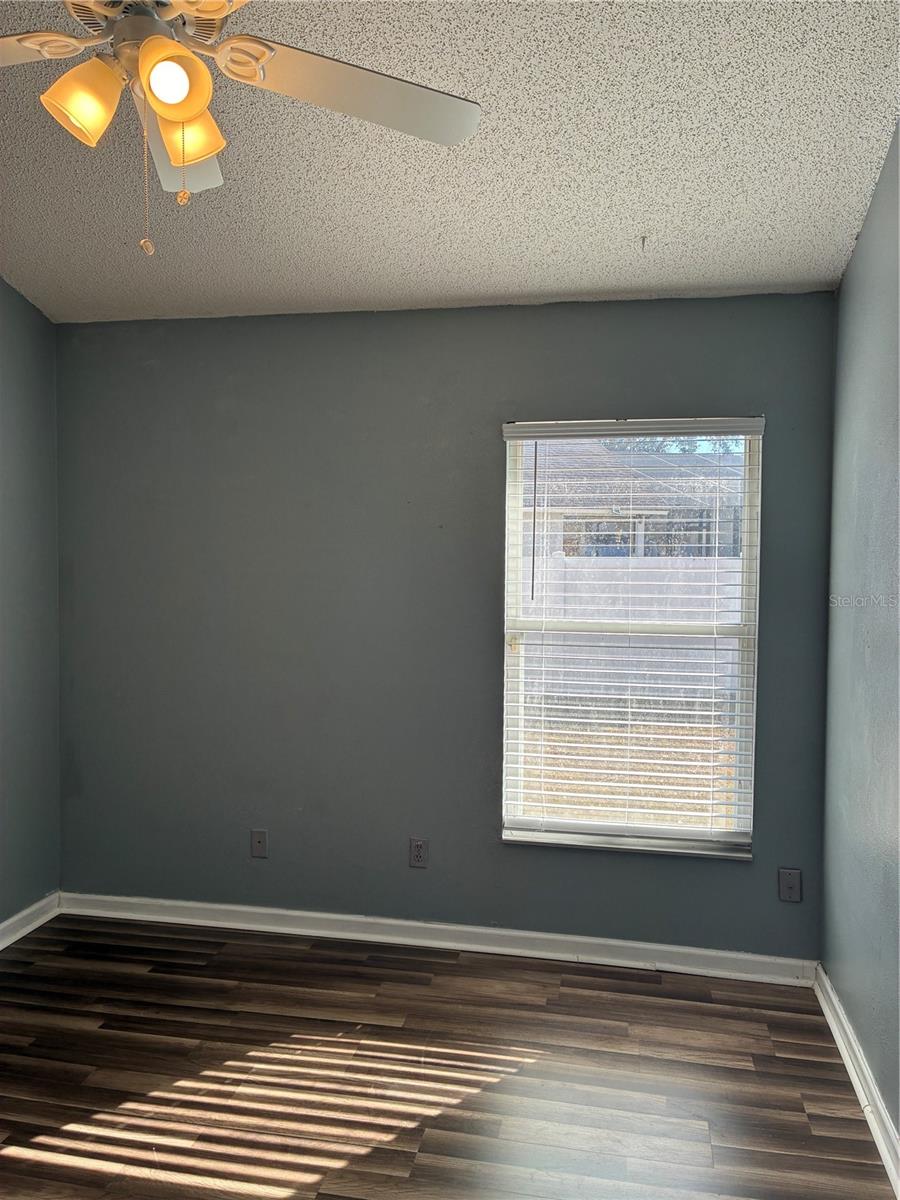 Image 19 of 34 For 5841 Dorham Place