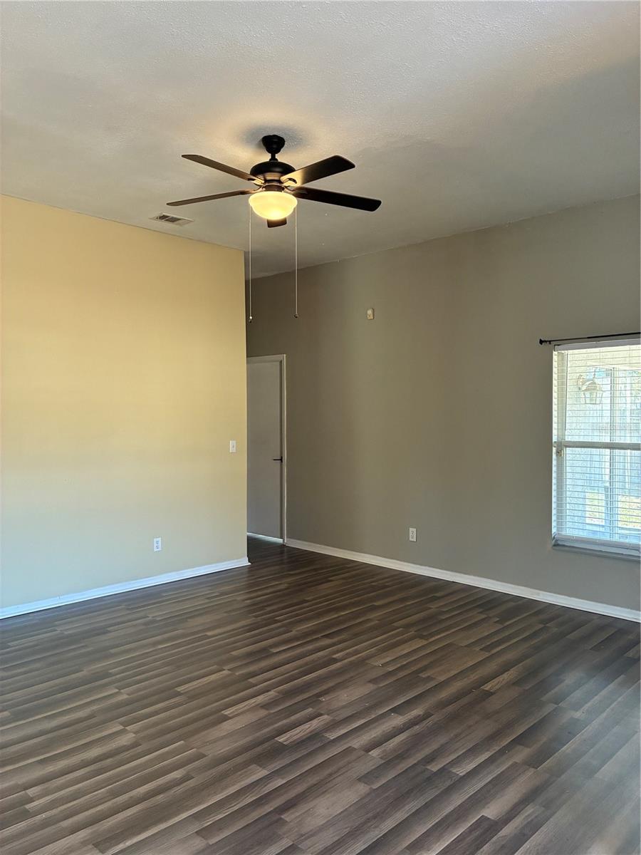 Image 20 of 34 For 5841 Dorham Place