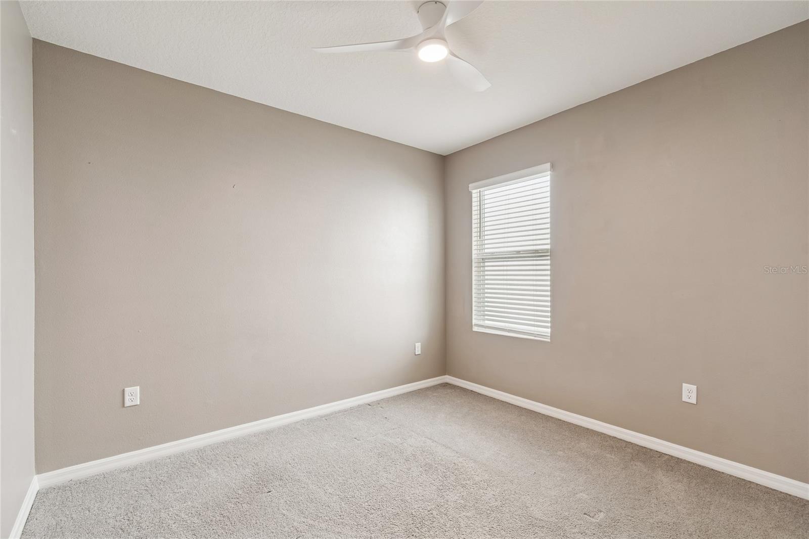 Image 14 of 42 For 5221 Hillside Meadow Place